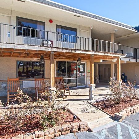 Capital O Hotel Richmond Hill/Savannah Area I-95 Екстериор снимка